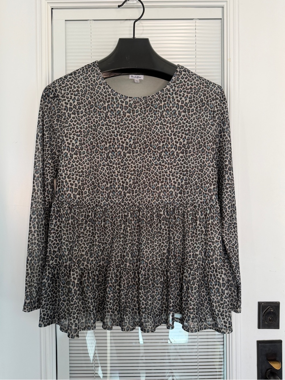 NWT Love Fire Womens Top 0X Tiered Boho Blue Gray Black Cheetah Print Lined Mesh